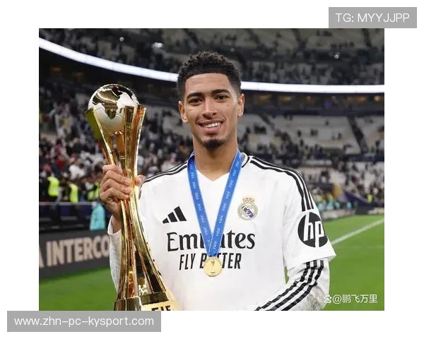 贝林厄姆中场串联训练:长短传切换提升节奏感 贝林厄姆中场串联训练:长短传切换提升节奏感